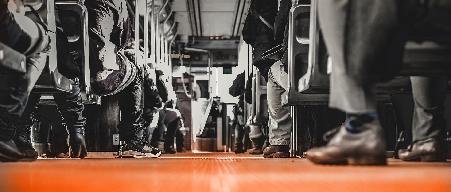 crowdy-bus